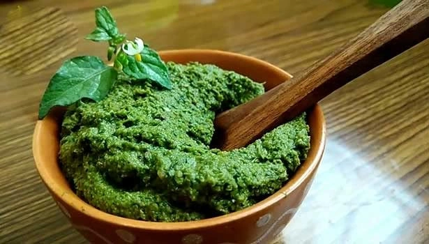 Moonglet - Instant Moringa Leaves (Drumstick Plant Leaves) Chutney | 300g (3 Packs of 100g Each) | Superfood Freen Chutney | Add 2 Times Warm Water to Prepare-2