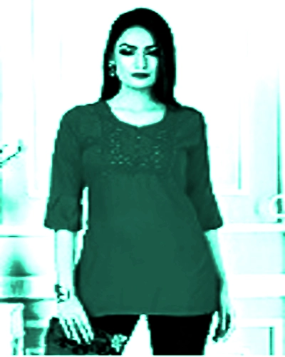 Bargain Boose Top-L-5