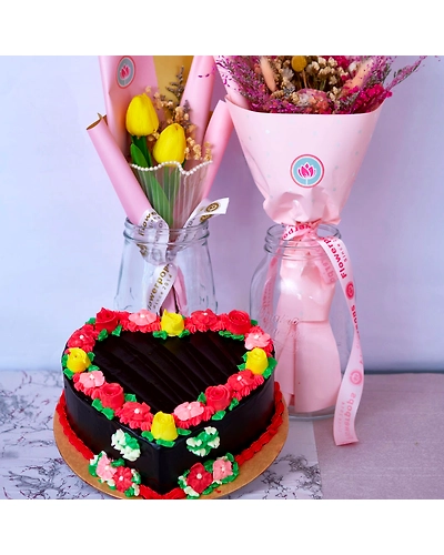 Choco Delight Heart Cake 8in-With flowers-Mina-Pink-1