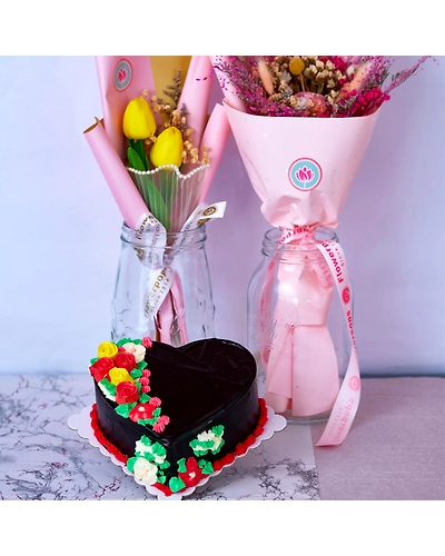 Choco Delight Heart Cake petite 5in-With flowers-Mina-Pink-1