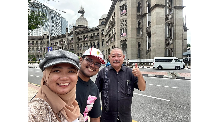 Client's Feedback: MS.A. MAARIM &  MR. C. CABAOBAO
