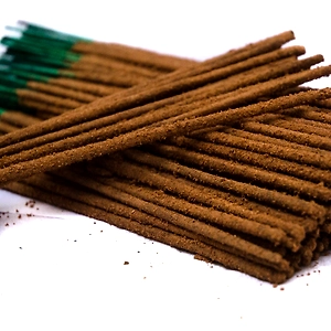 Distributor Of Violet Masala Hand Rolled Incense Sticks 20gm From India