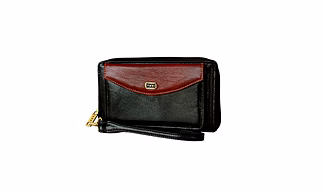 Women Trifold