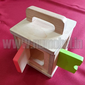 Numobel-Toys-Montessori-Lock Box