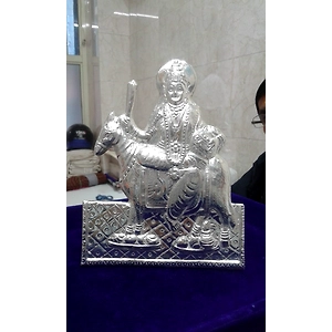Metal Repousee Idol