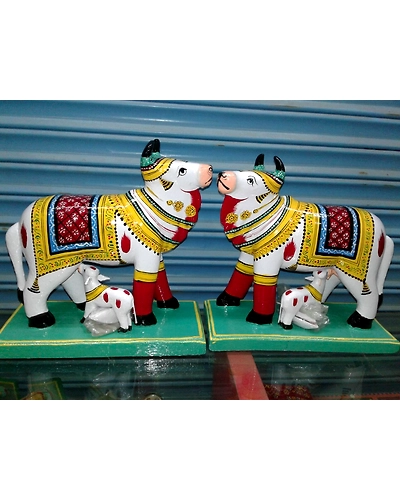 Handmade Wooden Cow-VT_0002