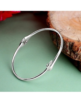 Silver Hug Bangle bracelet