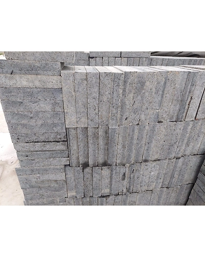 Granite Flamed Finish Rajasthan Black Flamed Tiles Ash Black Flooring Courtyard Pavers Outdoor pathways Pavement Stair Steps-1
