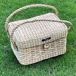 kauna straw handwoven bridal kit bag | jewelery box