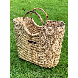 kauna straw handwoven modish beach bag | classy collection