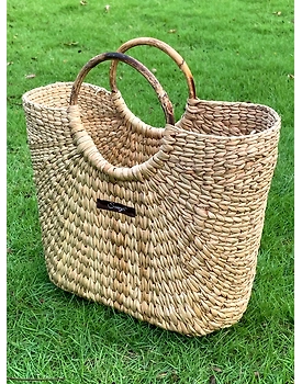 Kauna Straw Handwoven Modish Beach Bag | Classy Collection