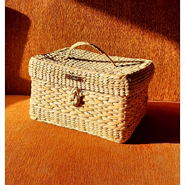 kauna straw handwoven vanity case - large | memory box