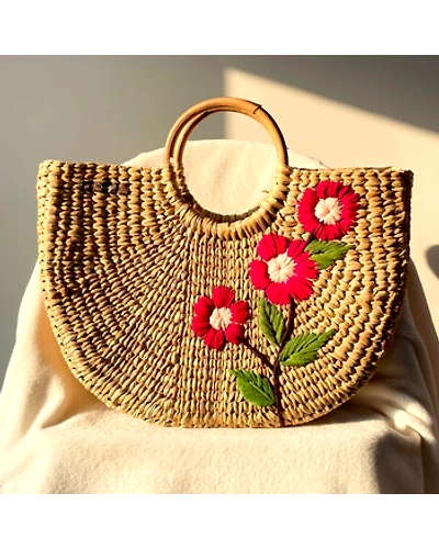 Red Flower Water Reed Handwoven Embroidered Handbag-12249846