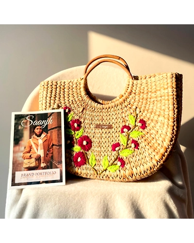 Water Reed Handwoven Embroidered Handbag-12249914