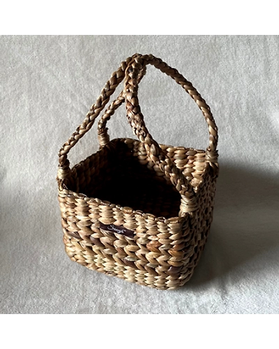 Shaded Straw Double Handle Gift Basket-2