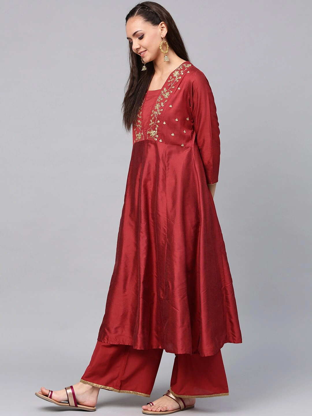 Bhama Couture Women Maroon &amp; Gold-Toned Embroidered Kurta with Palazzos-XL-2