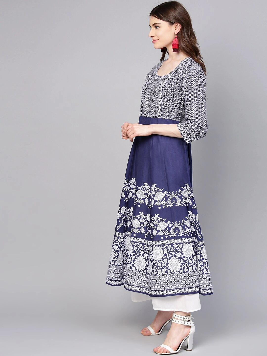 Bhama Couture Women Navy Blue &amp; White Printed Kurta with Palazzos-M-1