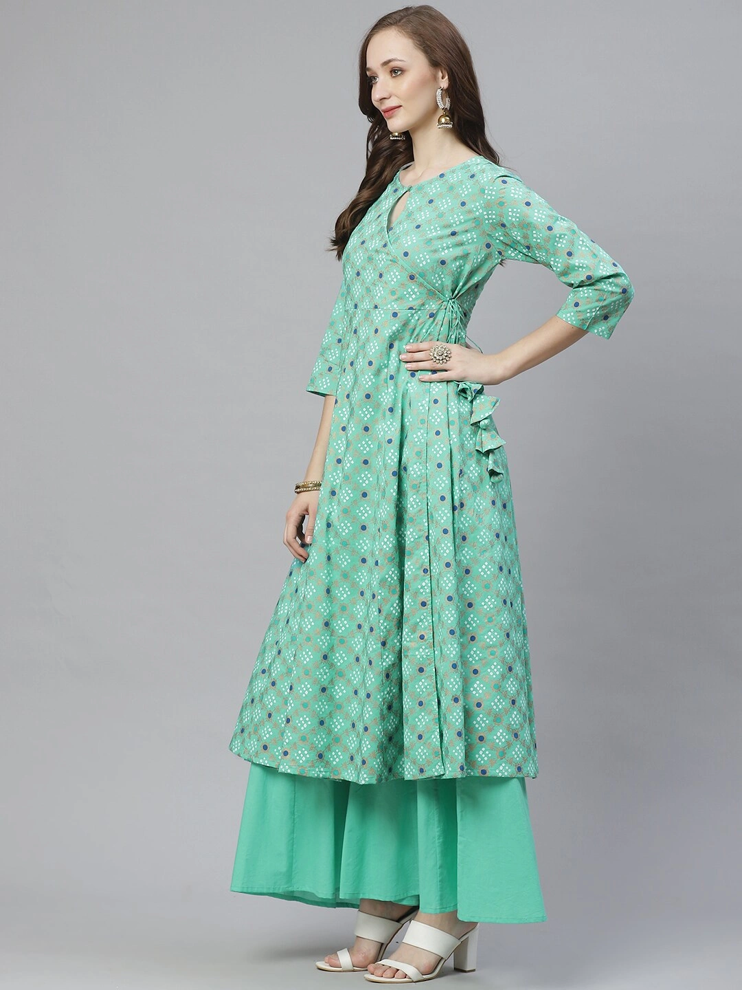 Bhama Couture Women Green &amp; Golden Printed Kurta with Palazzos-XL-1