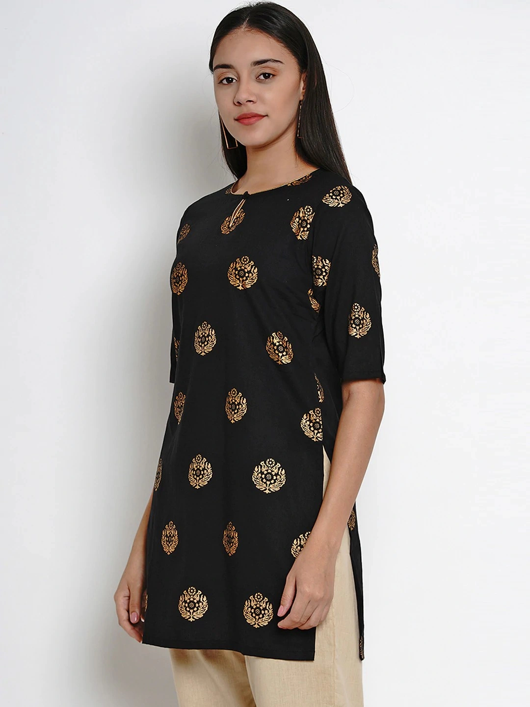 Bhama Couture Women Black &amp; Gold Floral Print Straight Kurti-L-1