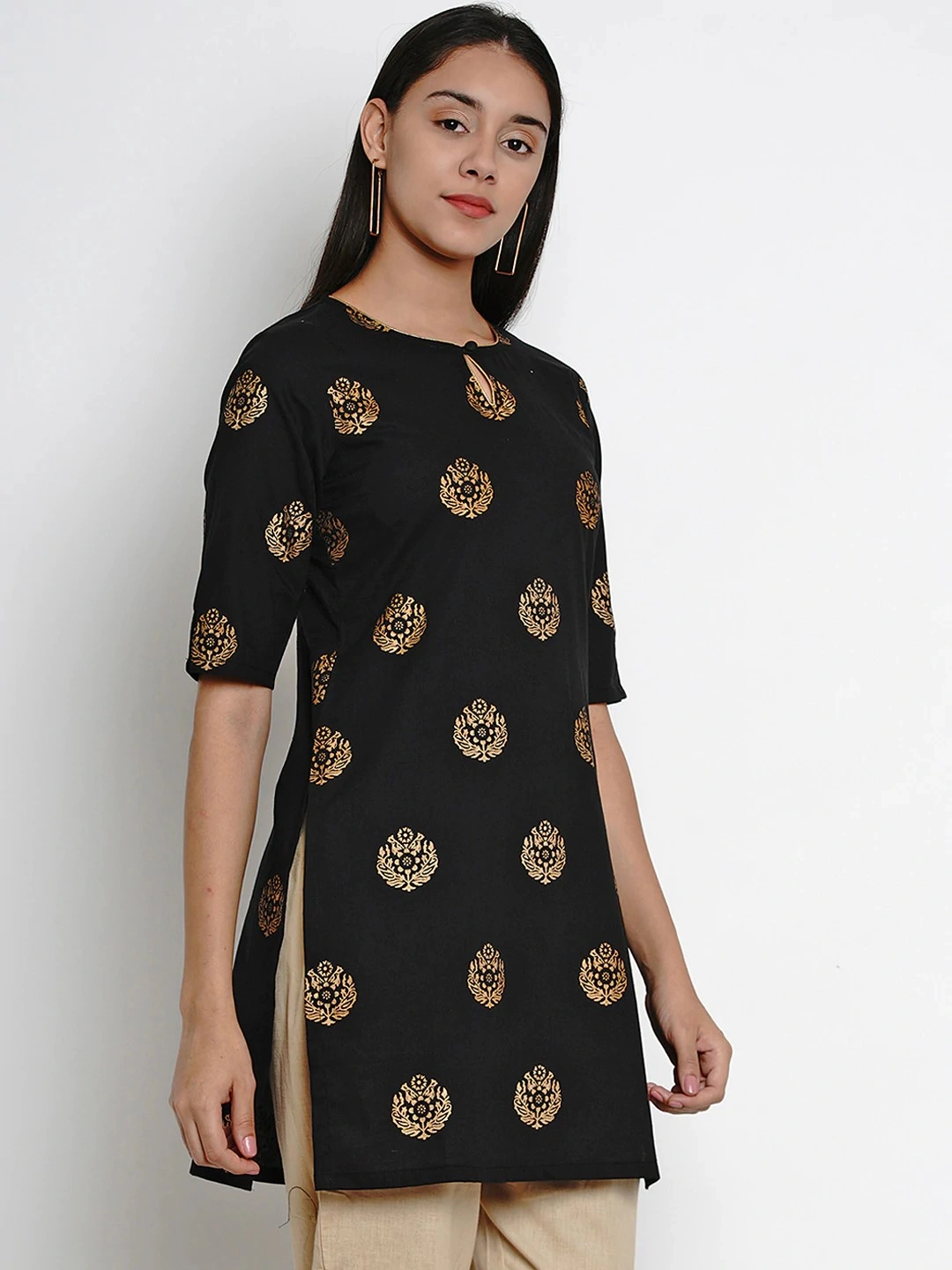 Bhama Couture Women Black &amp; Gold Floral Print Straight Kurti-L-2