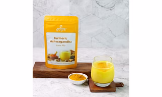 Go-Yogik Golden Turmeric Milk blend with Ashwagandha Ginger Ceylon Cinnamon 100g (50 servings). Caffiene Free, Gluten Free, Vegan, No sugar, no Additives.