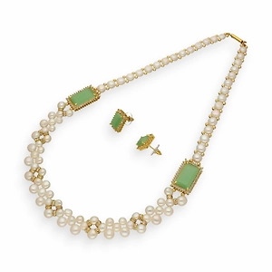 Crystal Pearl Set