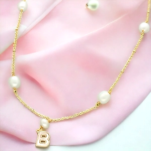 B Alphabetic Pearl Pendant Set