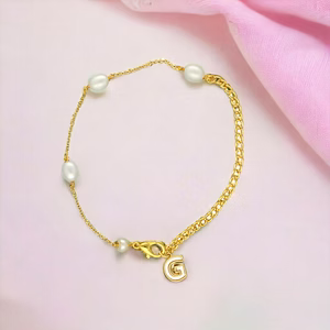 G Alphabetic Mother of Pearl Bracelet