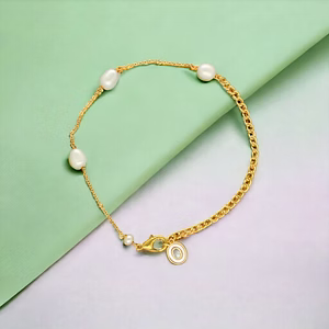 O Alphabetic Mother of Pearl Bracelet