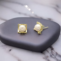ishani pearl earrings