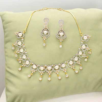 lustrous pearl necklace set