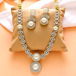 whirling glory pearl necklace set