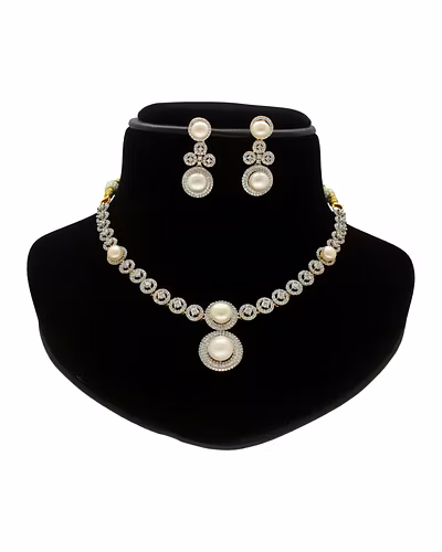Whirling Glory Pearl Necklace Set-White-1