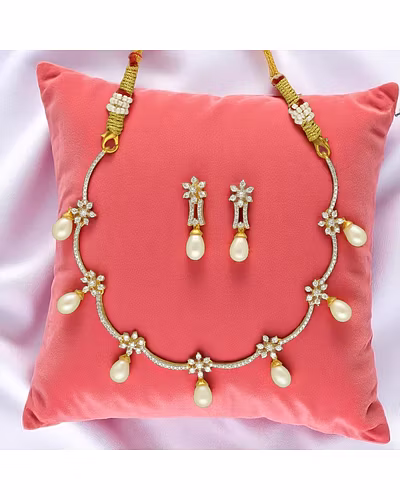 Soft Radiance Pearl Necklace Set-JPJUN-25-004