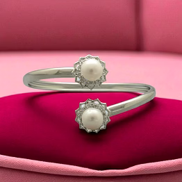 eleganza gleam pearl bracelet