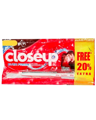 Closeup Toothpaste-Toothpaste2