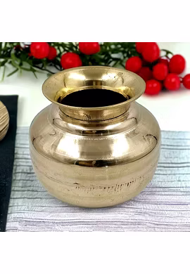 Brass Handi in Golden Look