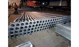 Custom Octagonal Street Light Poles for Outdoor Illumination