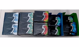 5 - CHEWING GUMS