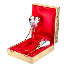 BulkySanta Brass Wine Glasses with Handcrafted designs (Set of 2 pcs.) with gift box