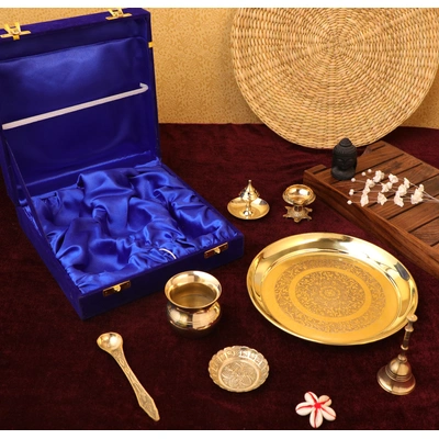 BulkySanta Brass Pooja Thali Set with Handcrafted Etching Design | Size - 7 inches (Set of 7 Pooja Items) (with Gift Box)