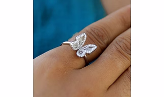 Fluttering Elegance: Sterling Silver Butterfly Ring B319