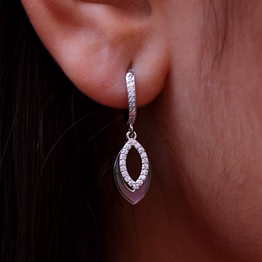 lustrous legacy silver earrings b323