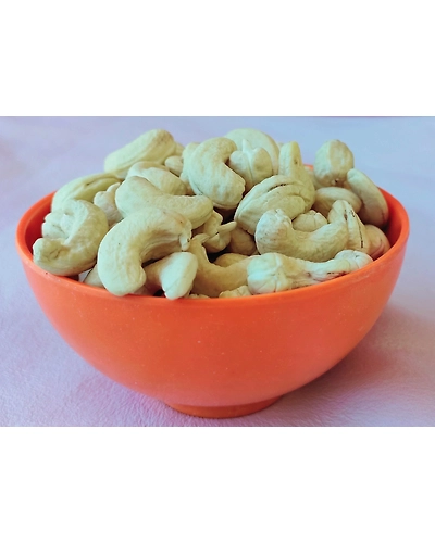 High Quality cashew nuts-1 kg-1
