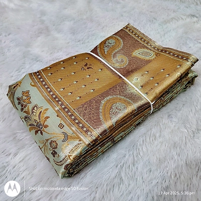Elegant Silk Kanjeevaram Saree with Meenakari Weaving