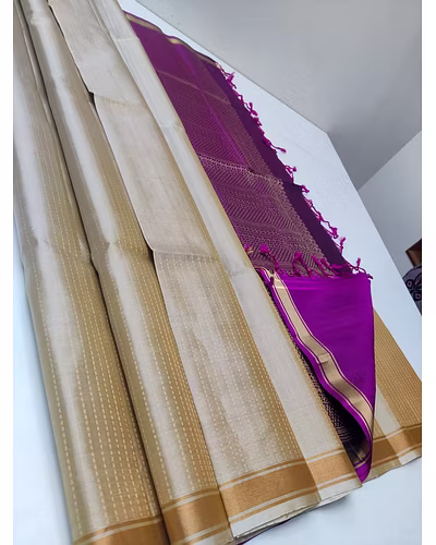 Elegant Pure Silk Kanjeevaram Saree with Small Borders-12827768