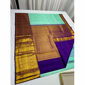 Handwoven Kanchi Korvai Saree - Embrace Tradition and Elegance