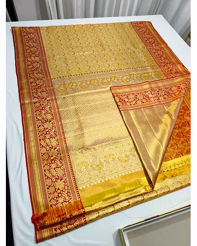 Exquisite Meenakari Designer Saree with Gold Zari | Handwoven Silk-2