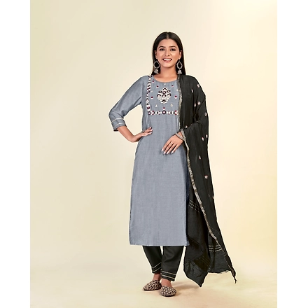 Muslincasual Wear Embroidery Kurti Set-nh1687-L