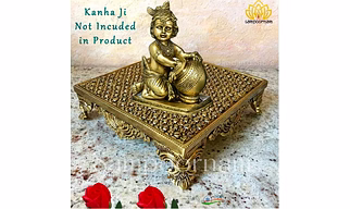 Beautiful Brass Chowki Super Fine Quality weight 2.700 kg. Size 8 inch